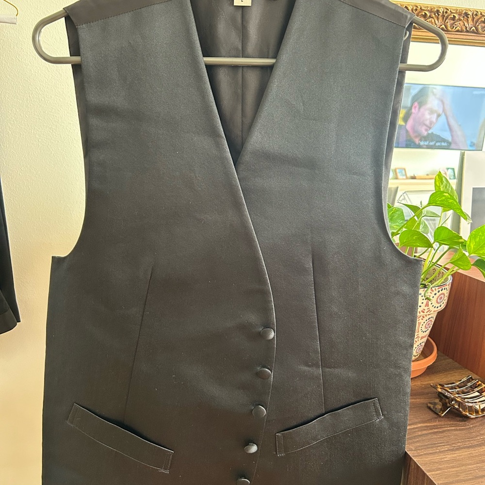 Robert Talbott Elegant Black Vest